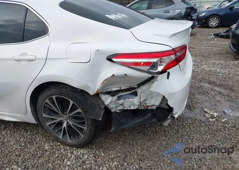 2020 Toyota Camry Se z USA, uszkodzony, nr VIN 4T1G11AK4LU351049